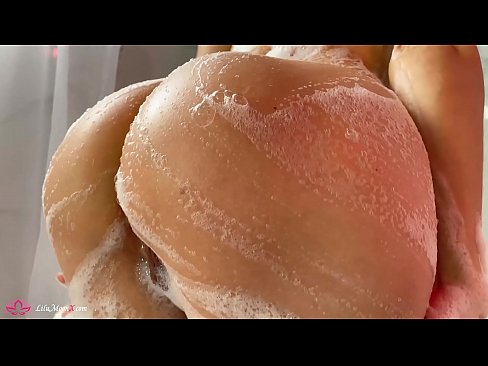 ❤️ Zeshkania masturbon pidhin me vibrator deri në orgazmë intensive në dush Porno fb në pornografi sq.teatroporno.ru ❌❤