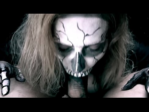❤️ Vajzë demonike që thith karin me gojën e saj të zezë dhe gëlltit sperma. Porno fb në pornografi sq.teatroporno.ru ❌❤